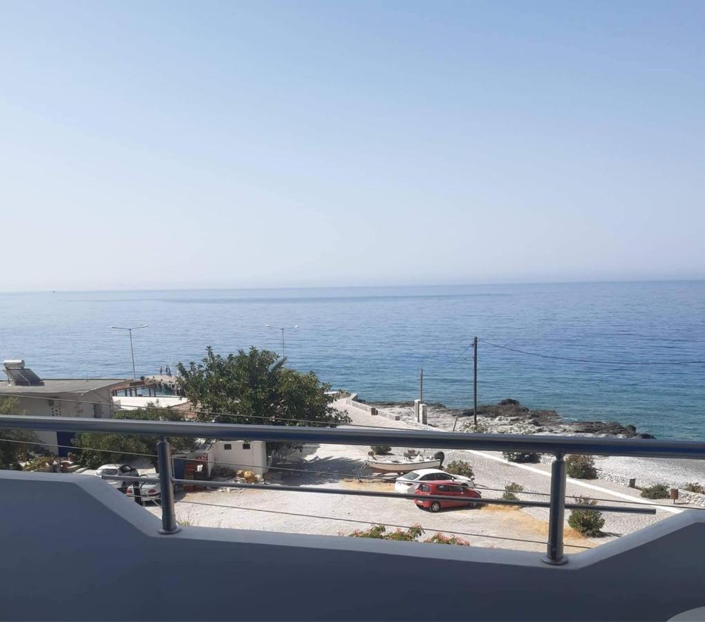 Tarra Ξενοδοχείο Αγία Ρουμέλη Εξωτερικό φωτογραφία